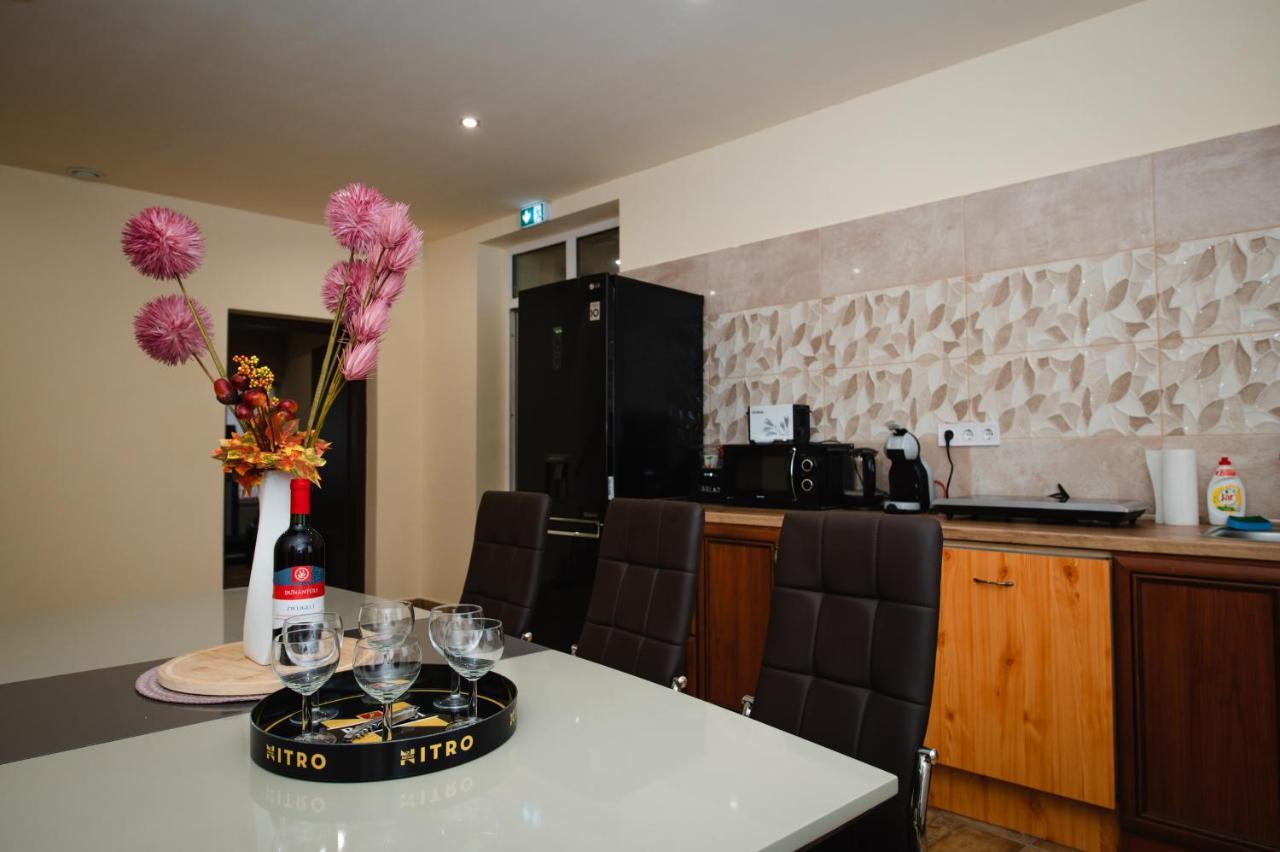 Ferienwohnung Videki Vendeghaz A Buekkben, Pezsgofuerdovel. Királd Exterior foto